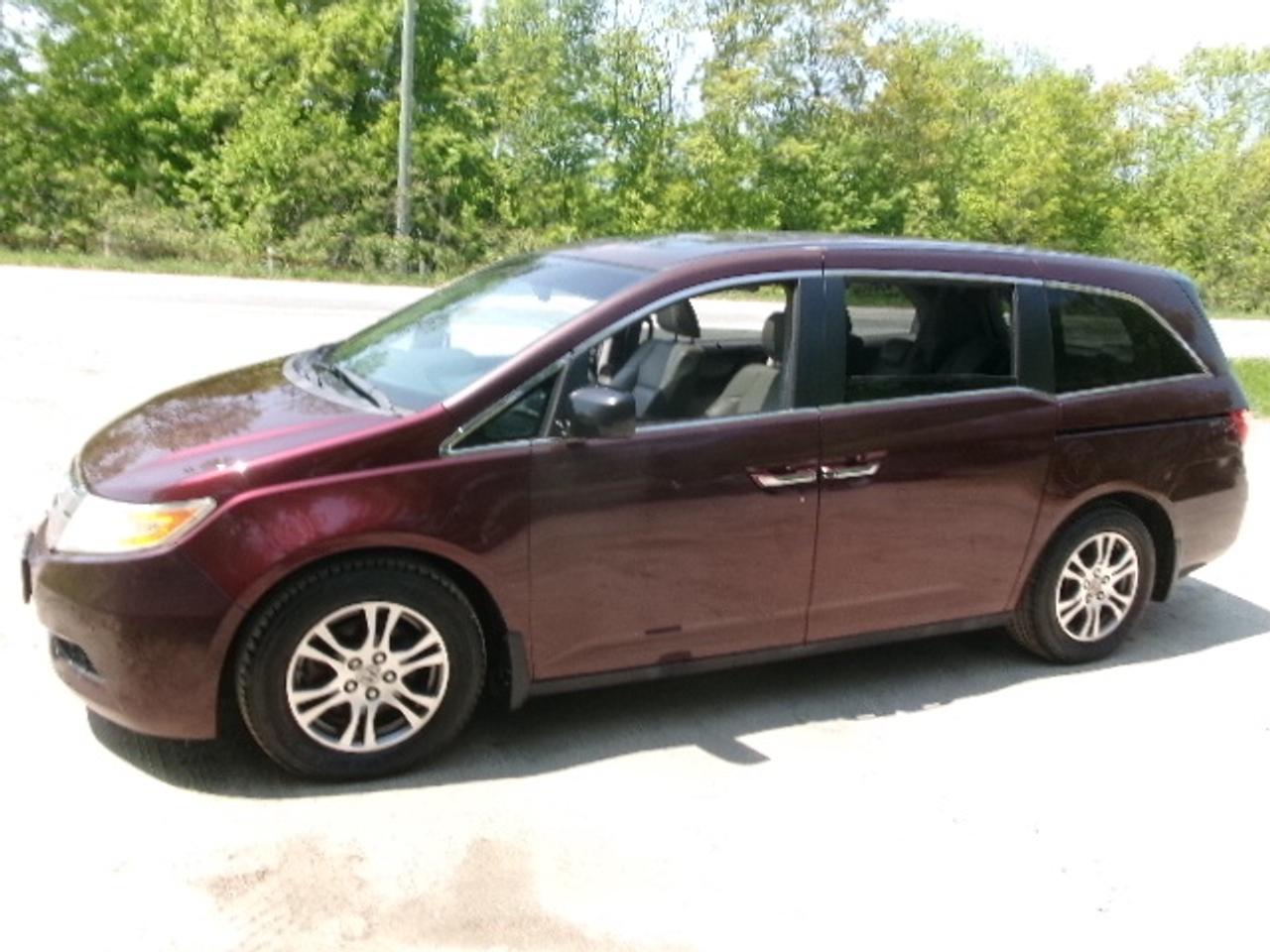 2012 Honda Odyssey EX-L Photo0