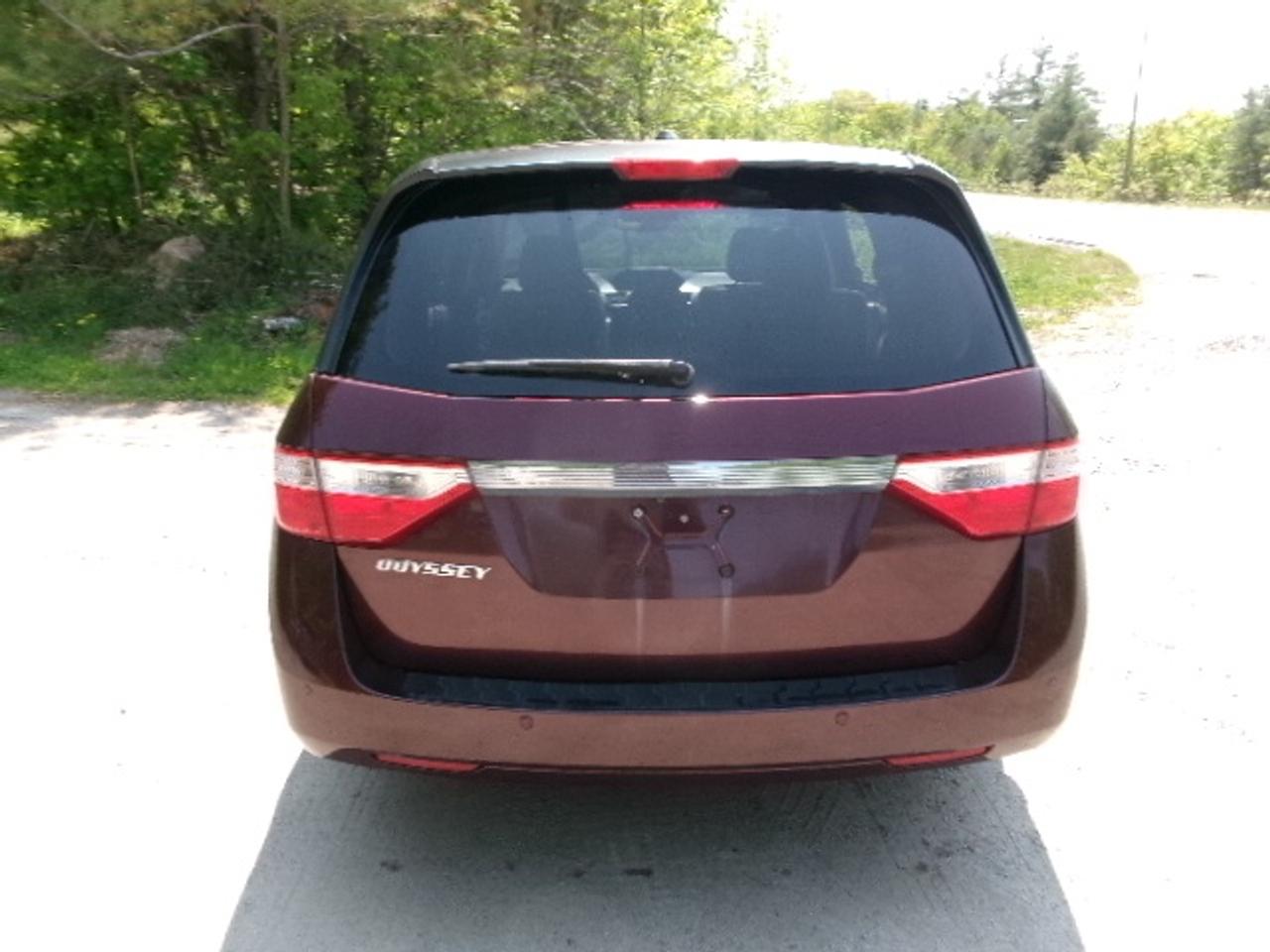 2012 Honda Odyssey EX-L Photo