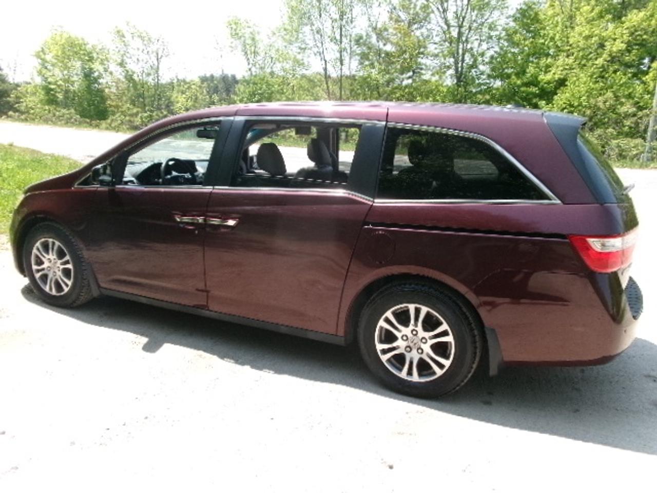 2012 Honda Odyssey EX-L Photo