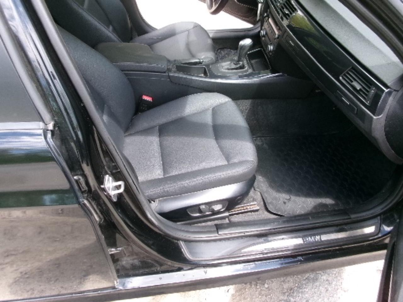 2011 BMW 3-Series 328i xDrive Photo