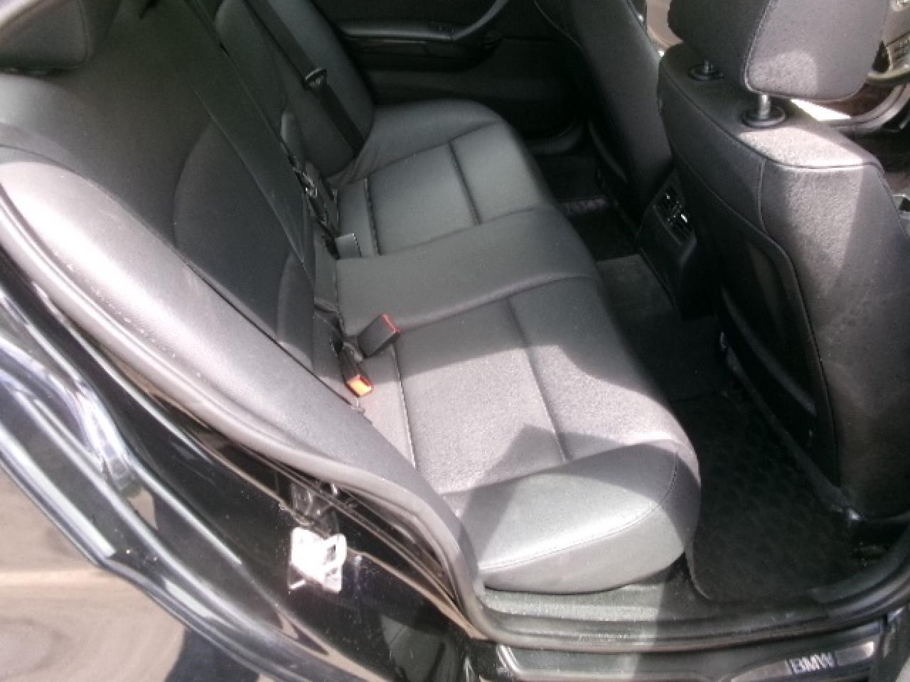 2011 BMW 3-Series 328i xDrive Photo