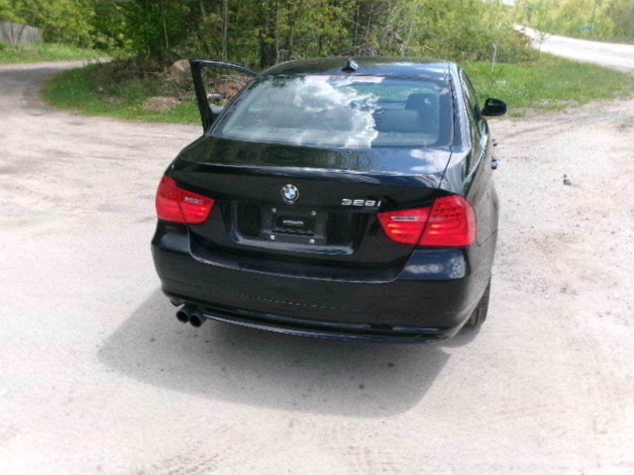 2011 BMW 3-Series 328i xDrive Photo