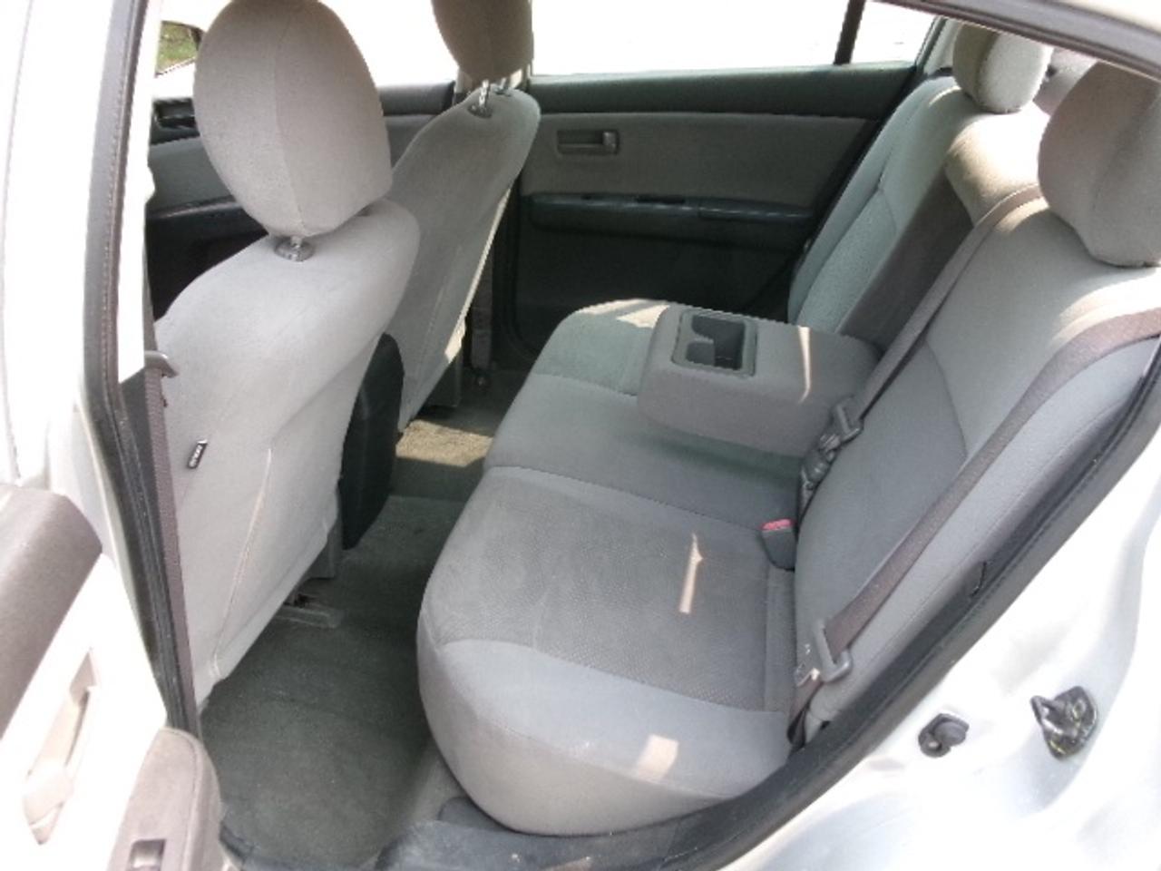 2012 Nissan Sentra 2.0 SR Photo