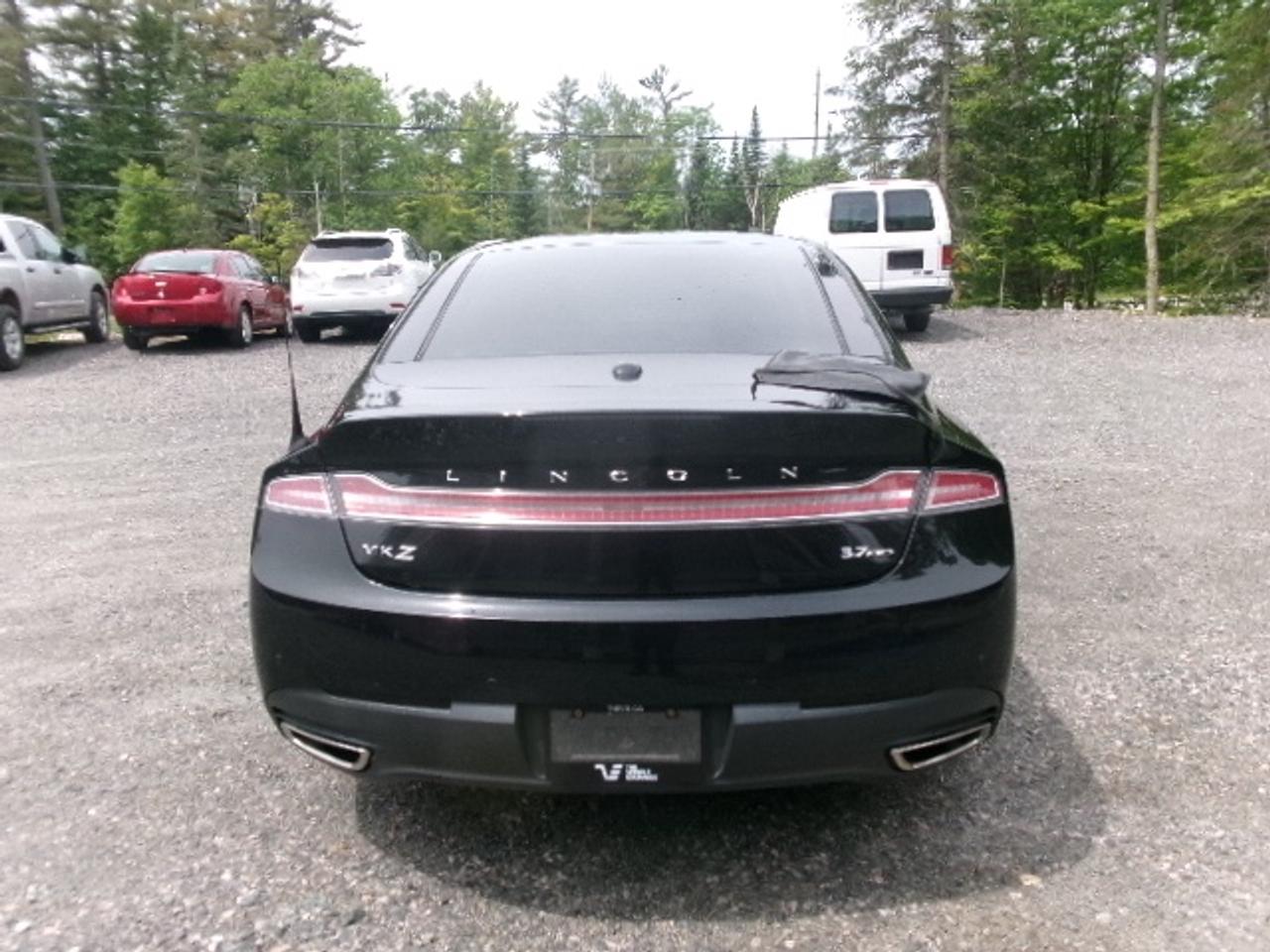 2013 Lincoln MKZ  Photo