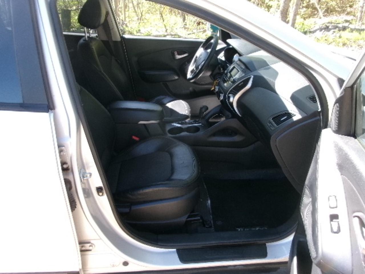 2011 Hyundai Tucson Limited Photo