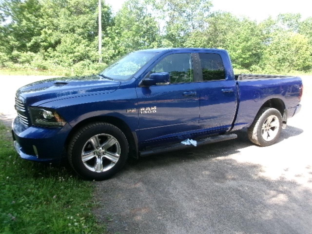 2015 RAM 1500 SPORT Photo