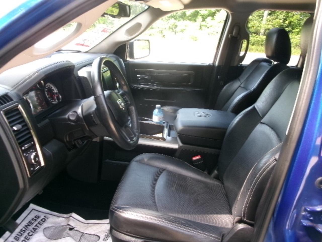 2015 RAM 1500 SPORT Photo