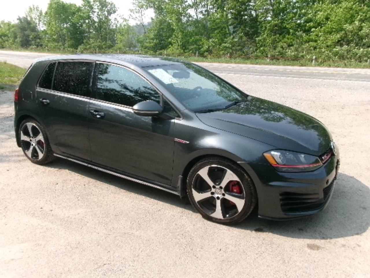 2015 Volkswagen Golf GTI Autobahn Photo