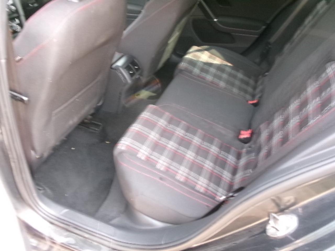 2015 Volkswagen Golf GTI Autobahn Photo