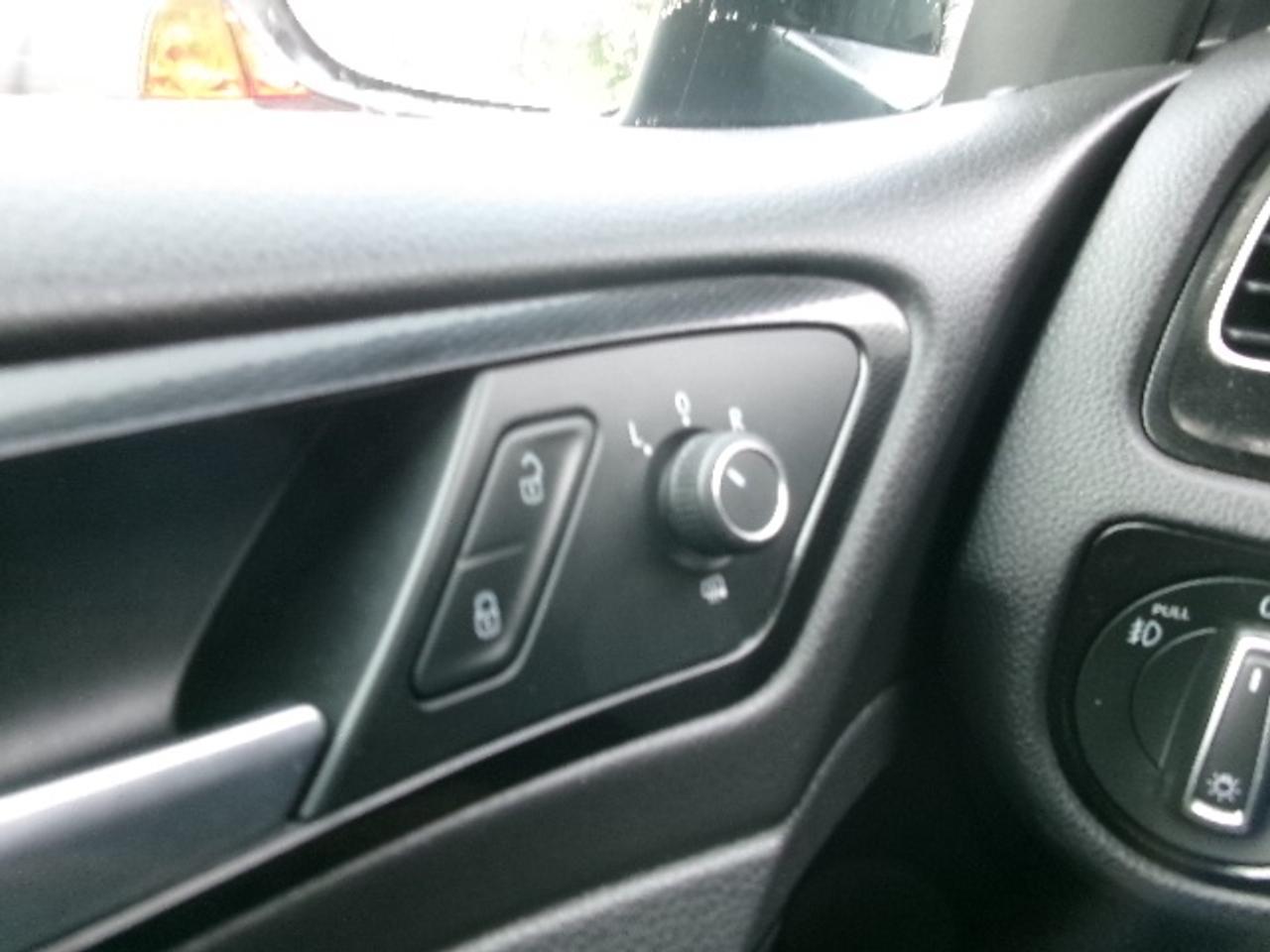 2015 Volkswagen Golf GTI Autobahn Photo