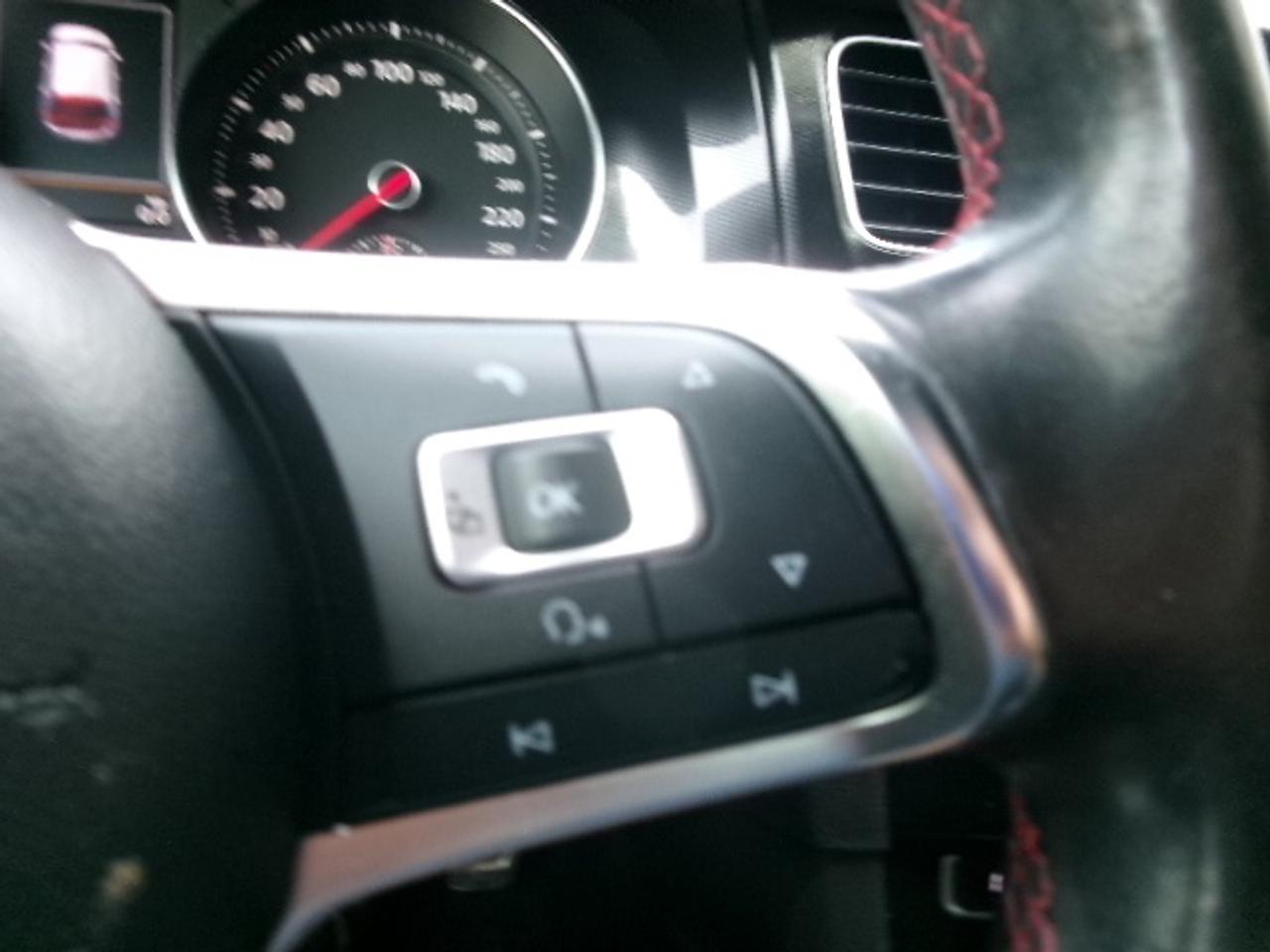 2015 Volkswagen Golf GTI Autobahn Photo