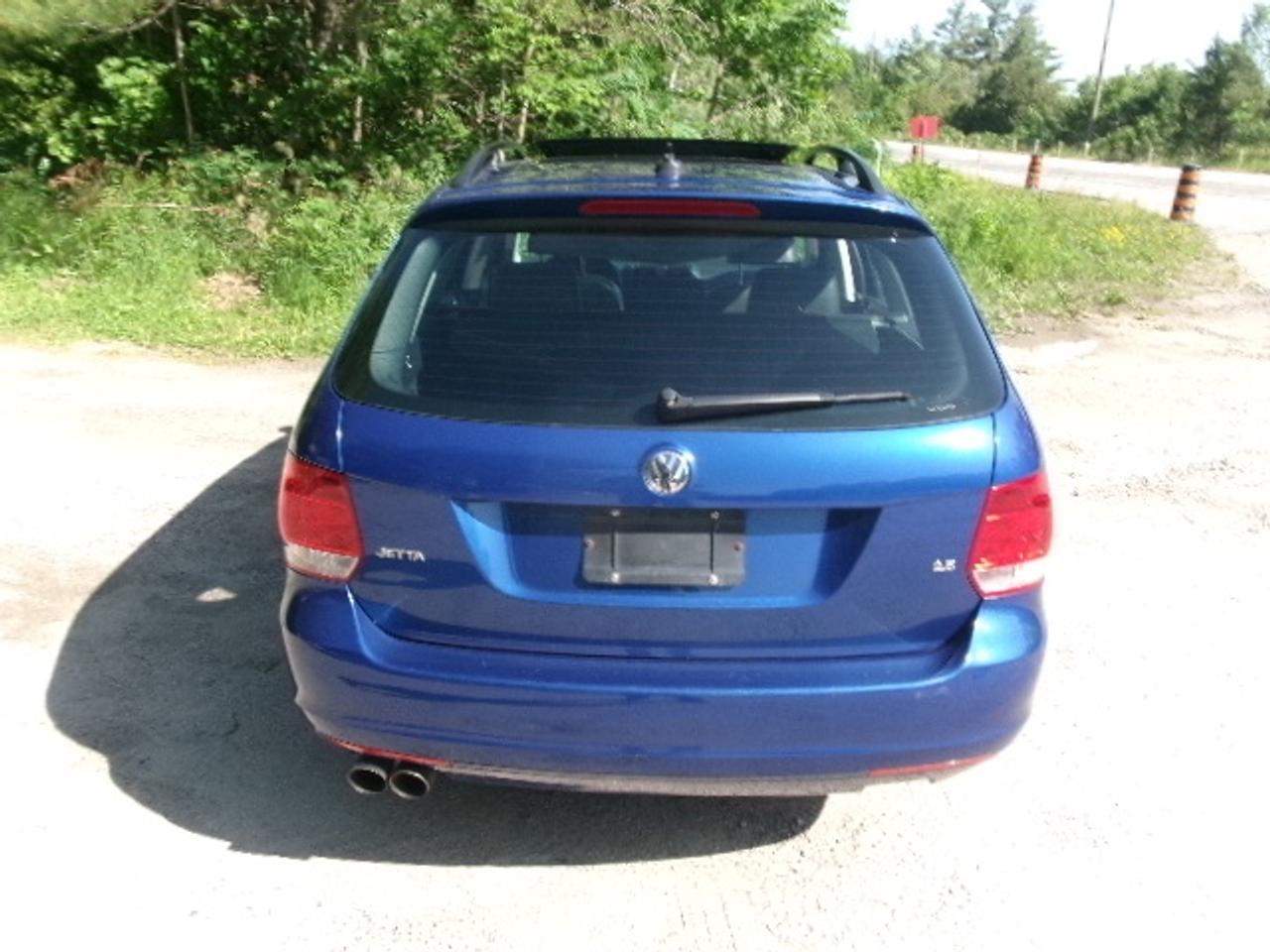 2009 Volkswagen Jetta SportWagen SE Photo