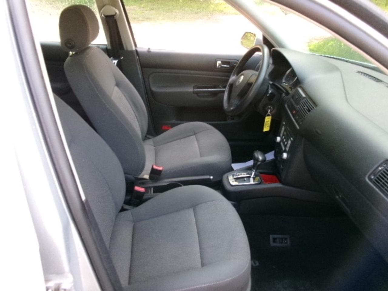 2009 Volkswagen City Golf Base Photo