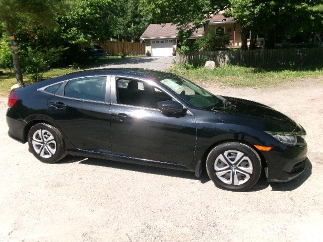 2017 Honda Civic LX Photo