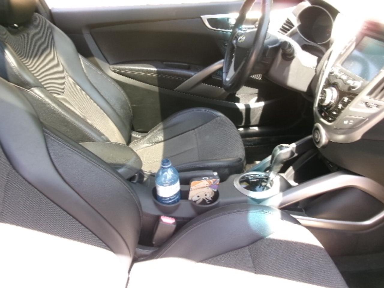 2013 Hyundai Veloster Base Photo