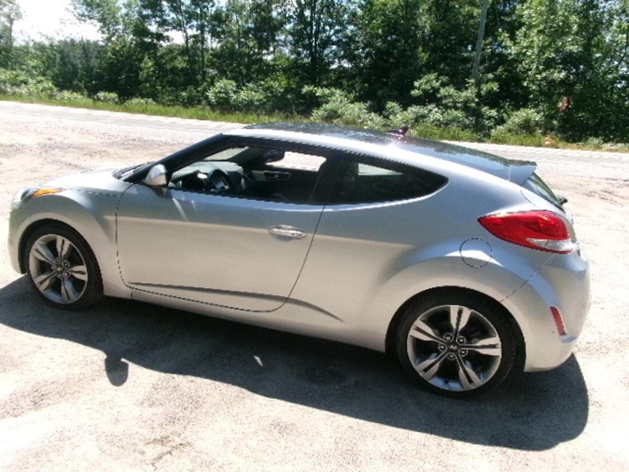 2013 Hyundai Veloster Base Photo