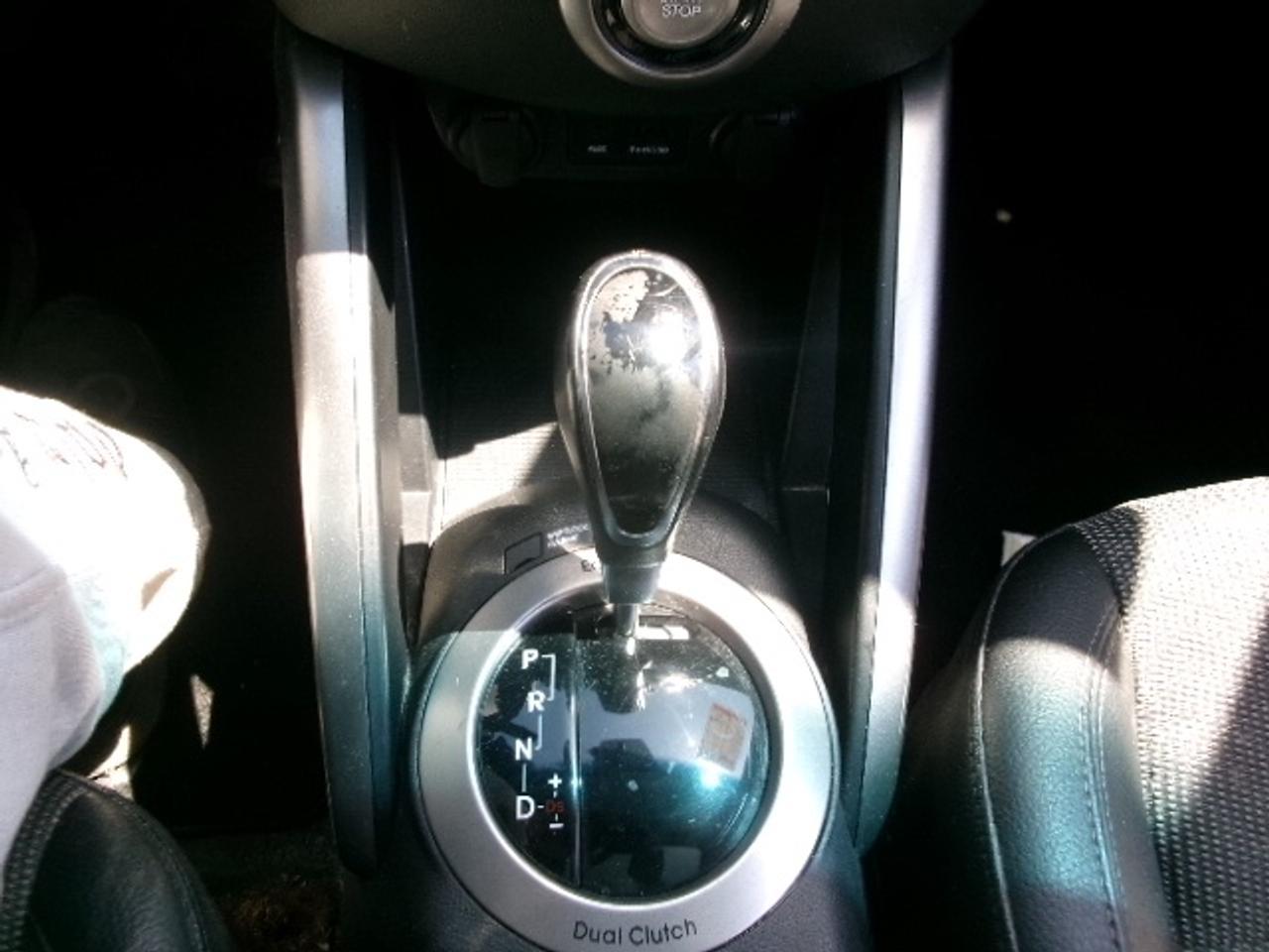 2013 Hyundai Veloster Base Photo