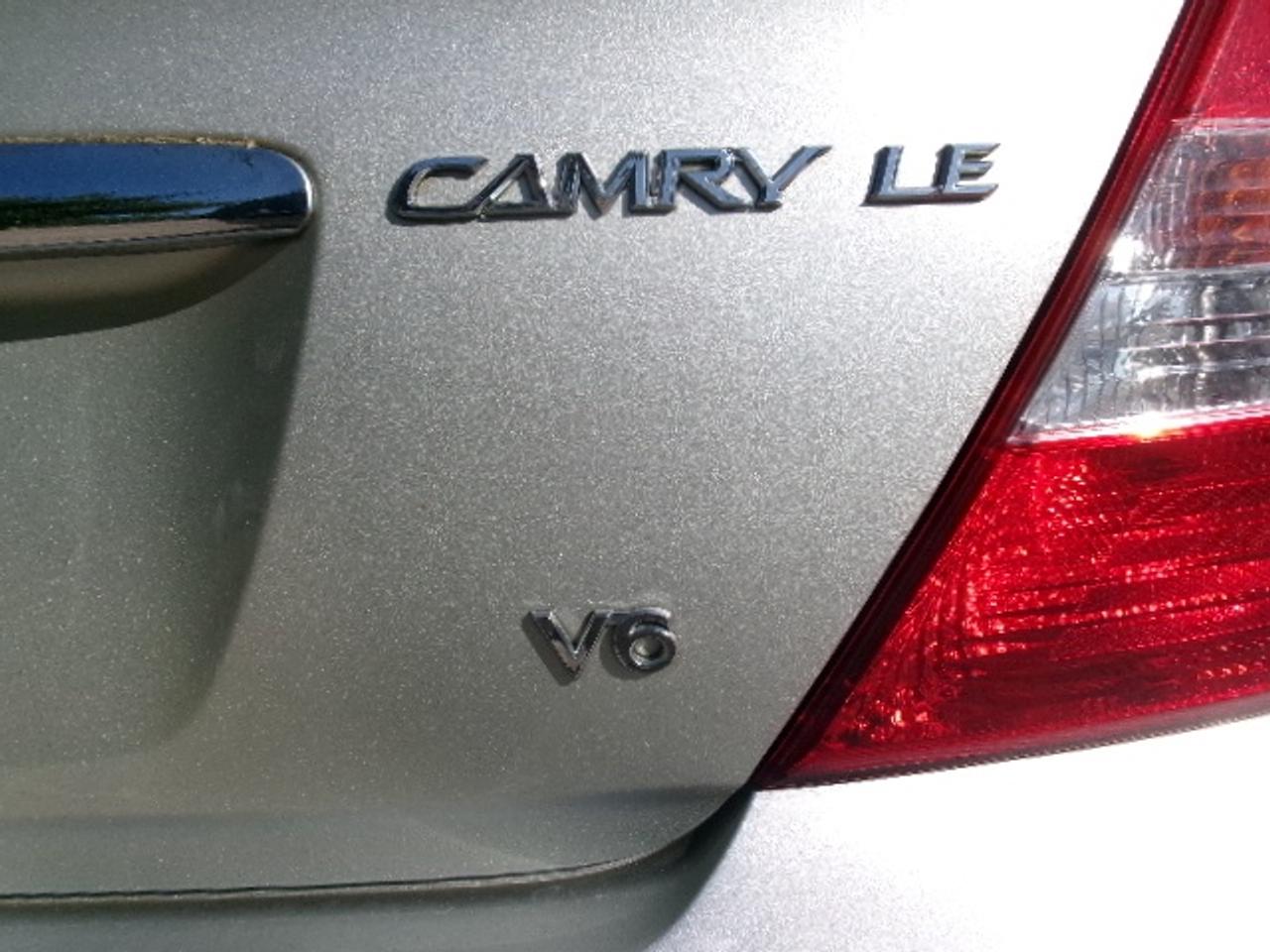 2002 Toyota Camry LE Photo