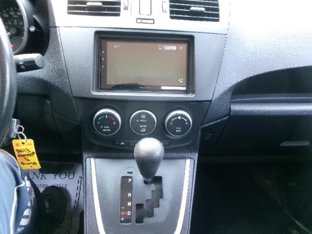 2013 Mazda MAZDA5 Touring Photo