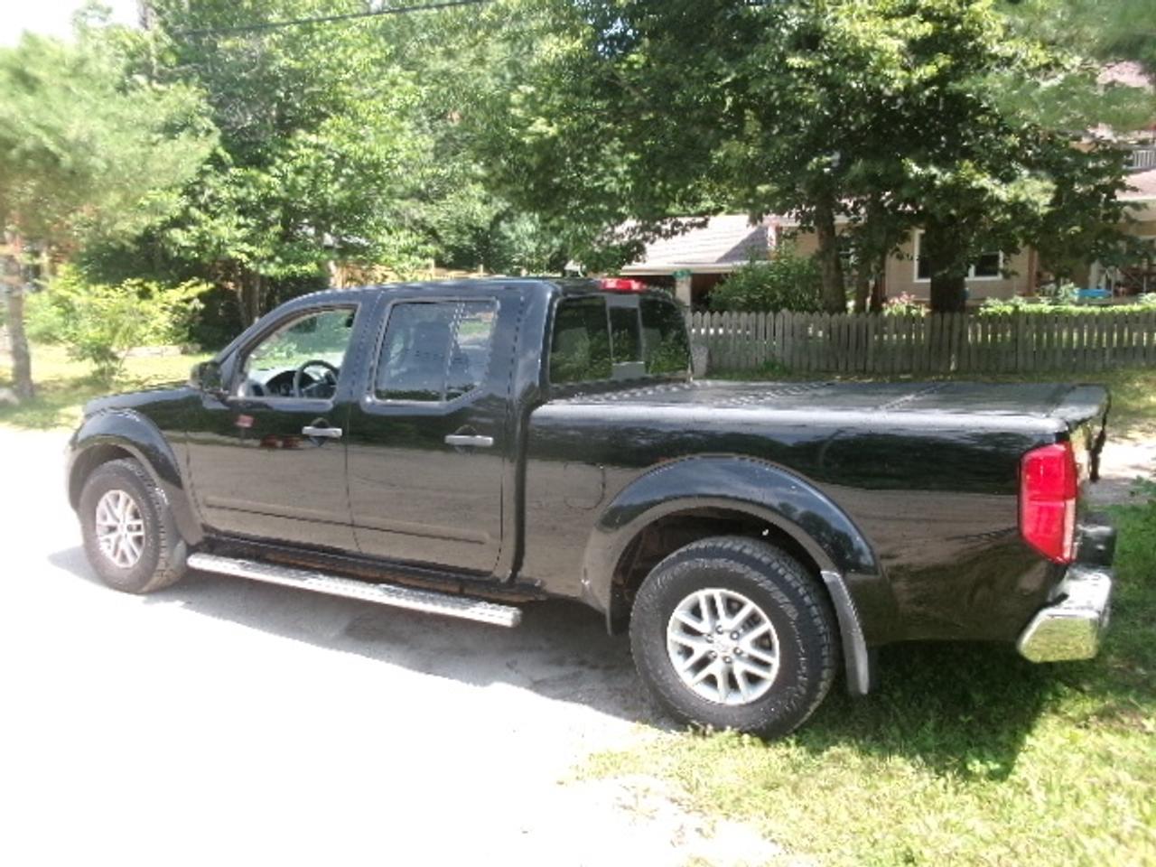 2015 Nissan Frontier SL Photo