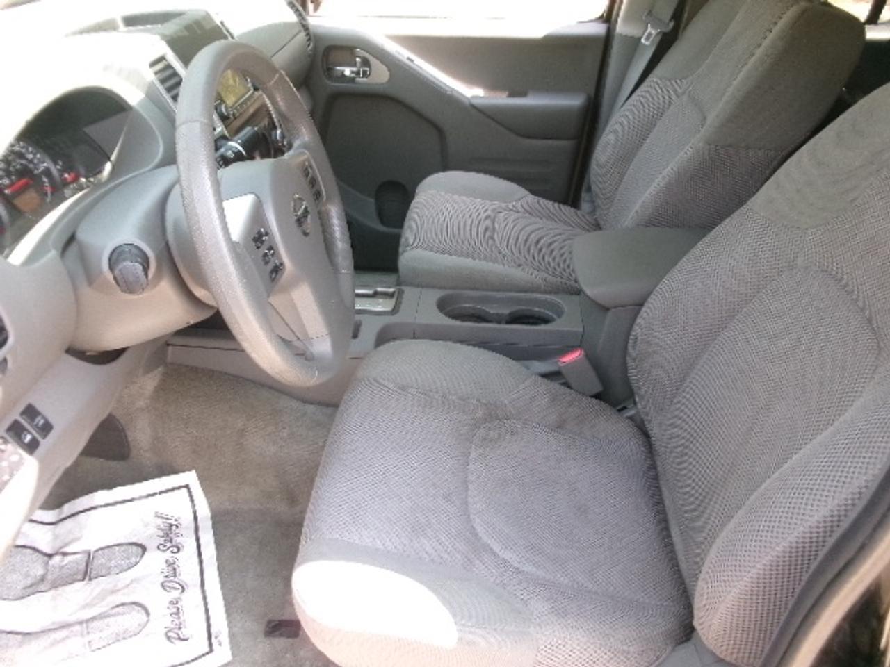 2015 Nissan Frontier SL Photo