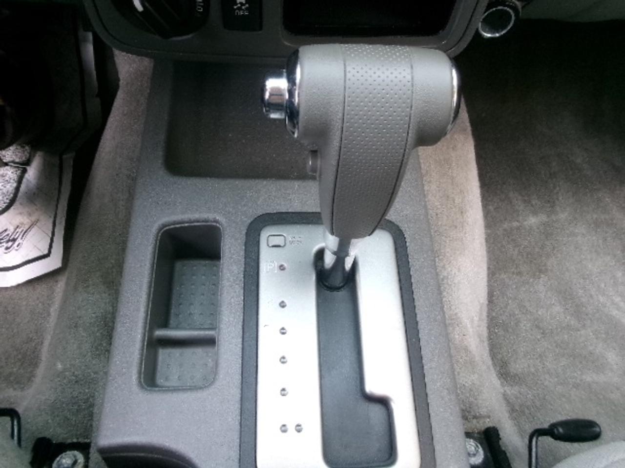 2015 Nissan Frontier SL Photo