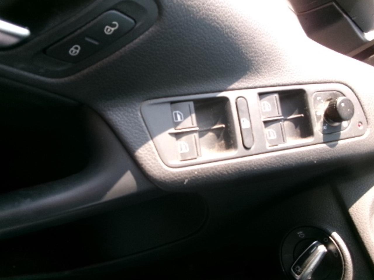 2013 Volkswagen Tiguan SEL Photo