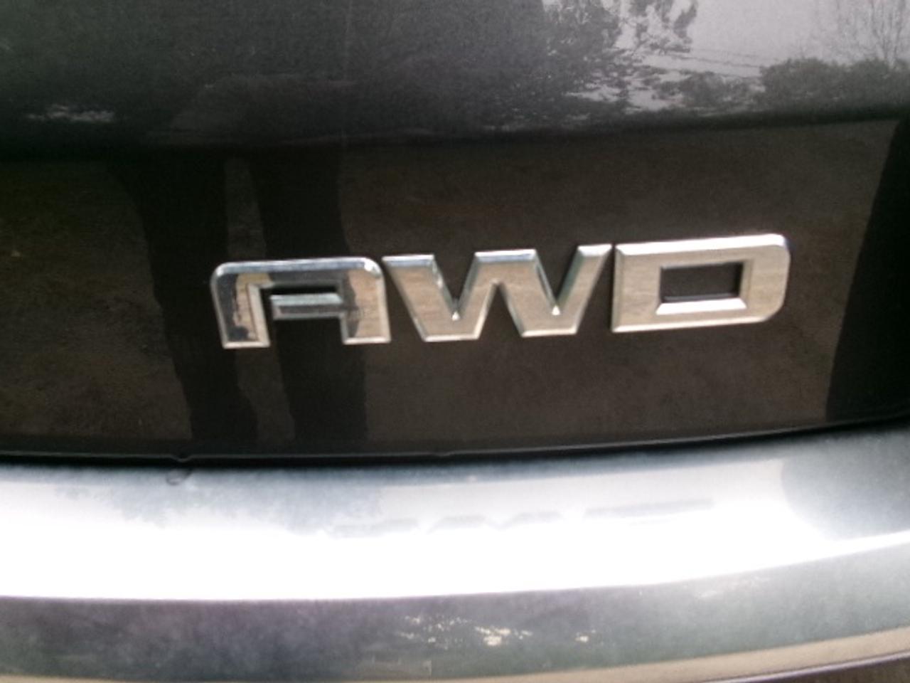 2015 GMC Acadia Denali Photo