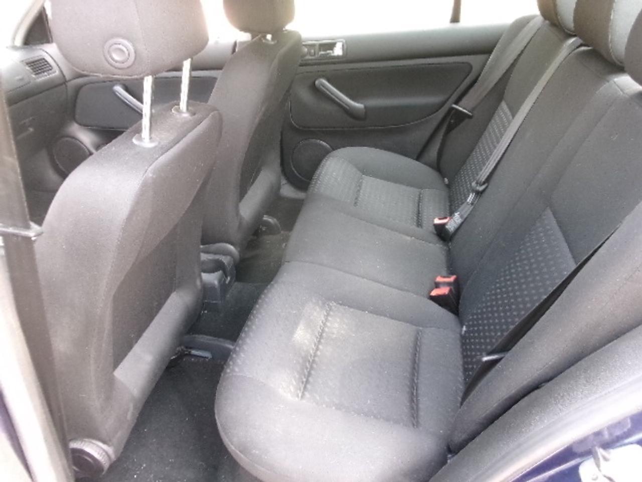 2007 Volkswagen Jetta GLX Photo