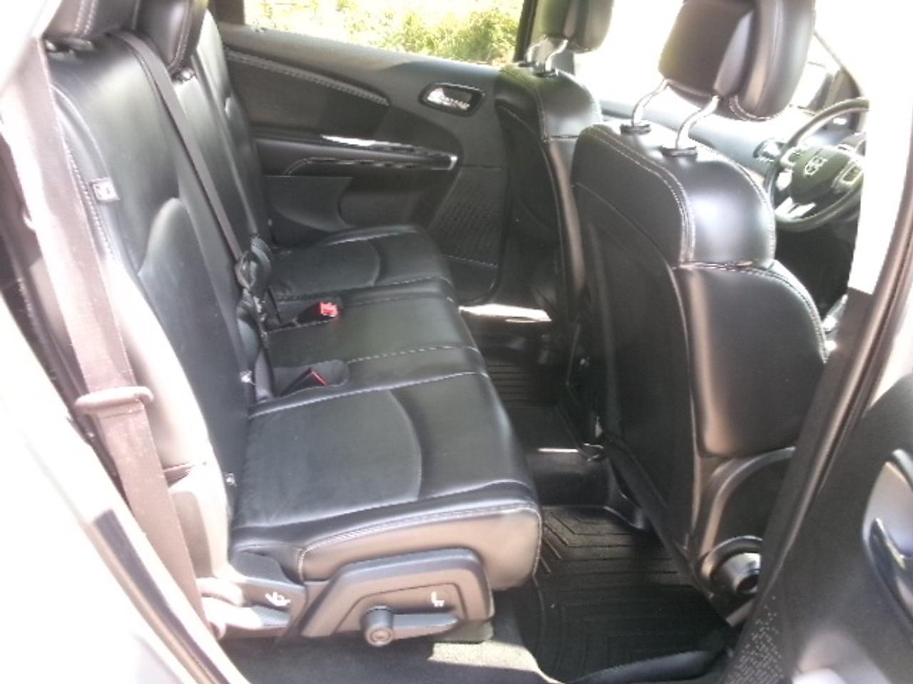 2015 Dodge Journey R/T Photo2