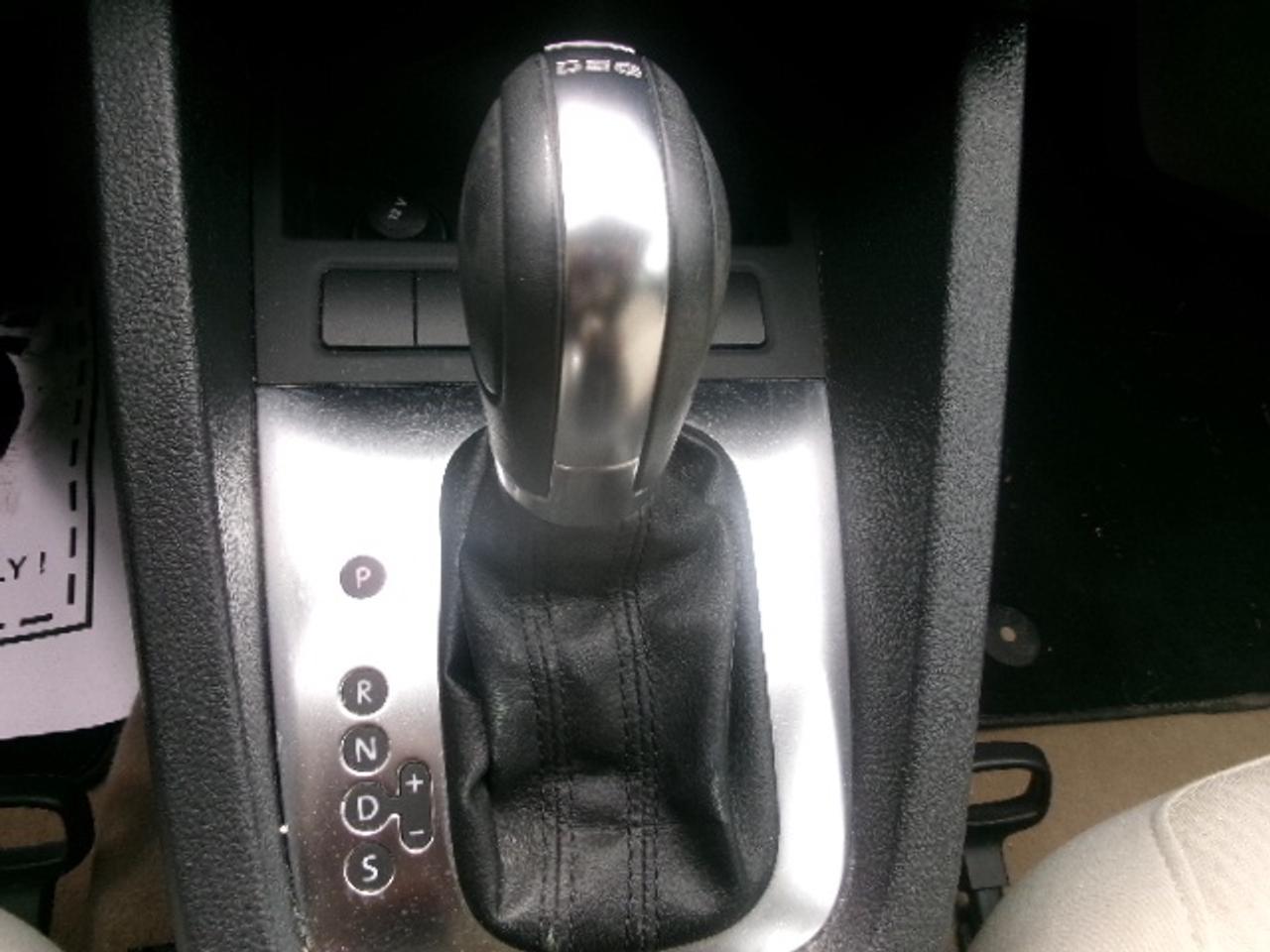 2012 Volkswagen Jetta BASE Photo