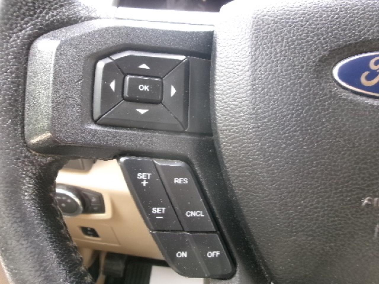 2015 Ford F-150 XLT Photo