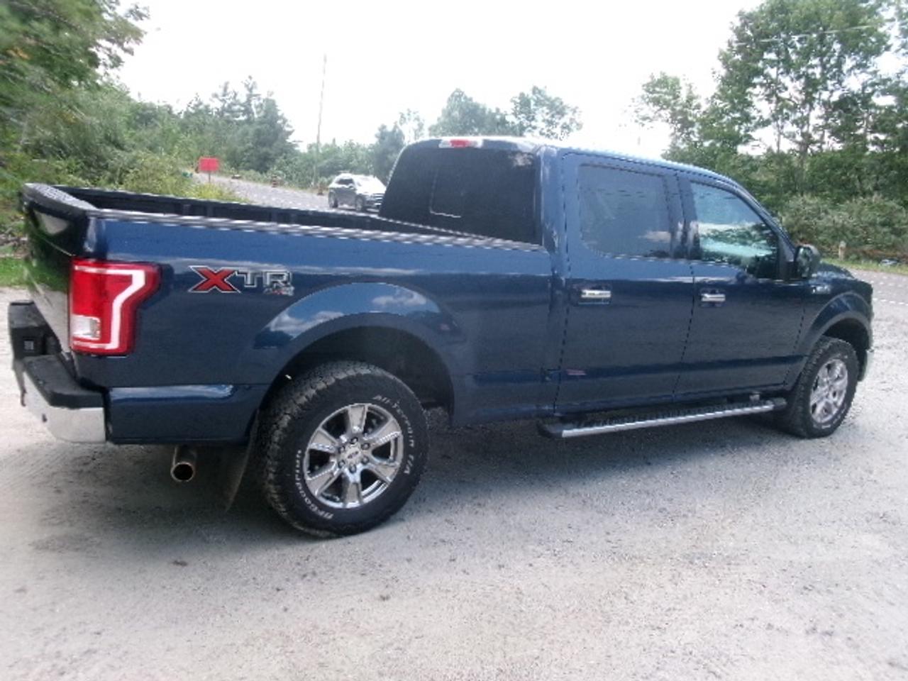 2015 Ford F-150 XLT Photo