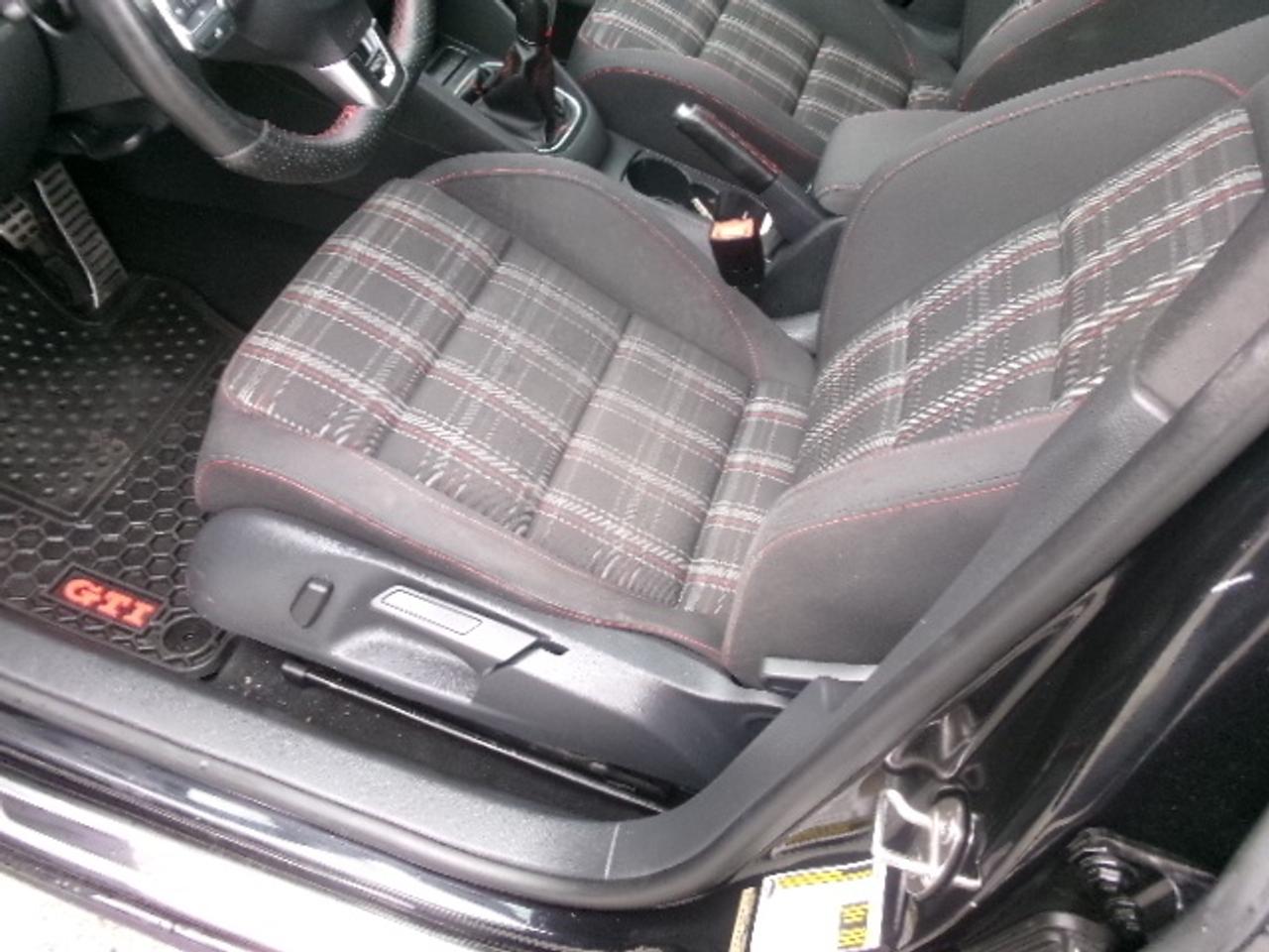 2013 Volkswagen GTI  Photo