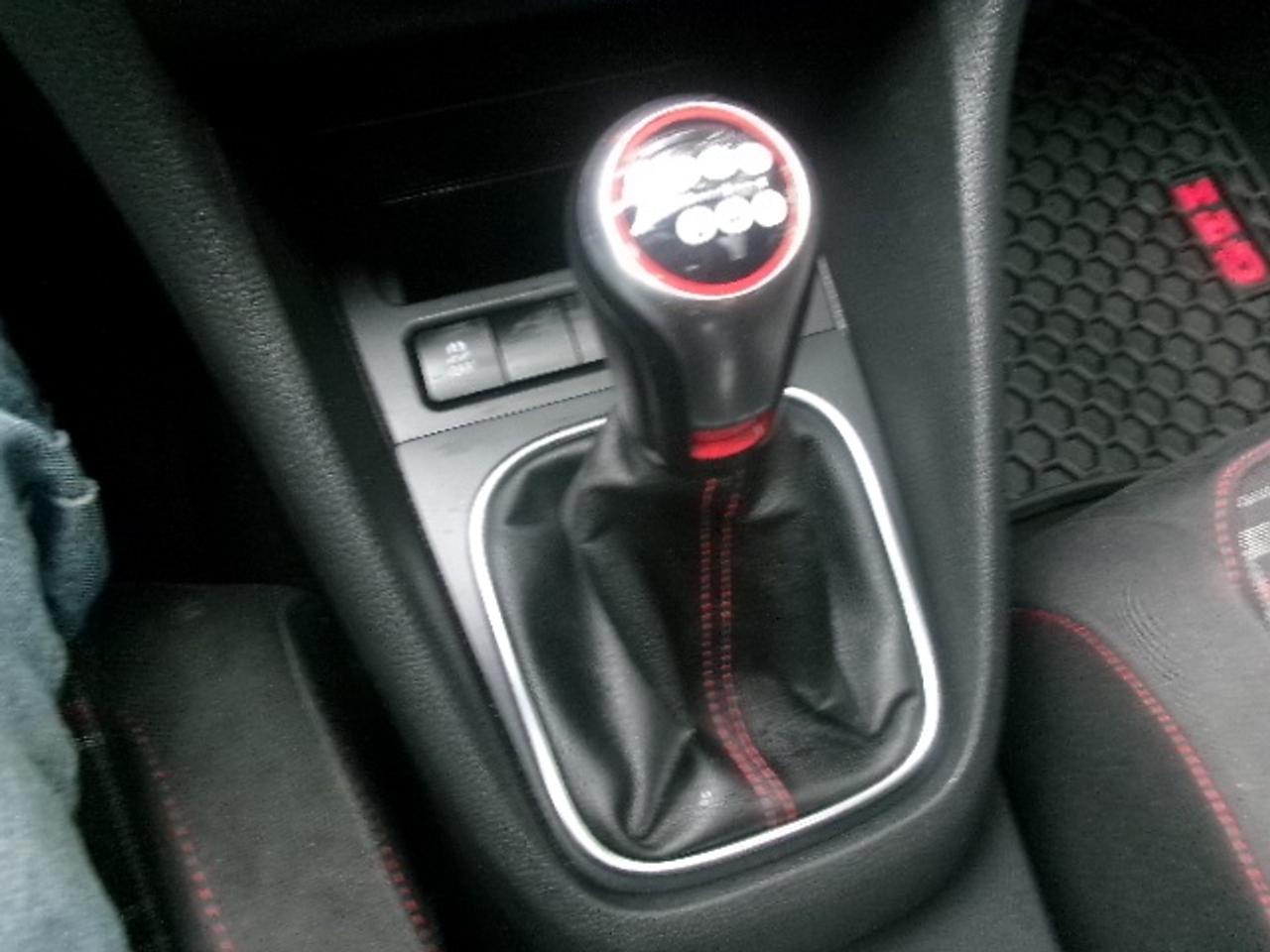 2013 Volkswagen GTI  Photo