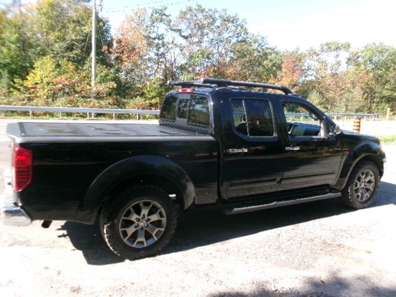 2015 Nissan Frontier SL Photo4