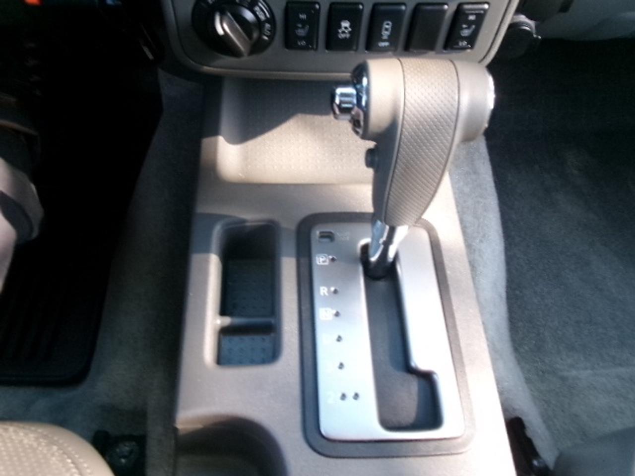 2015 Nissan Frontier SL Photo