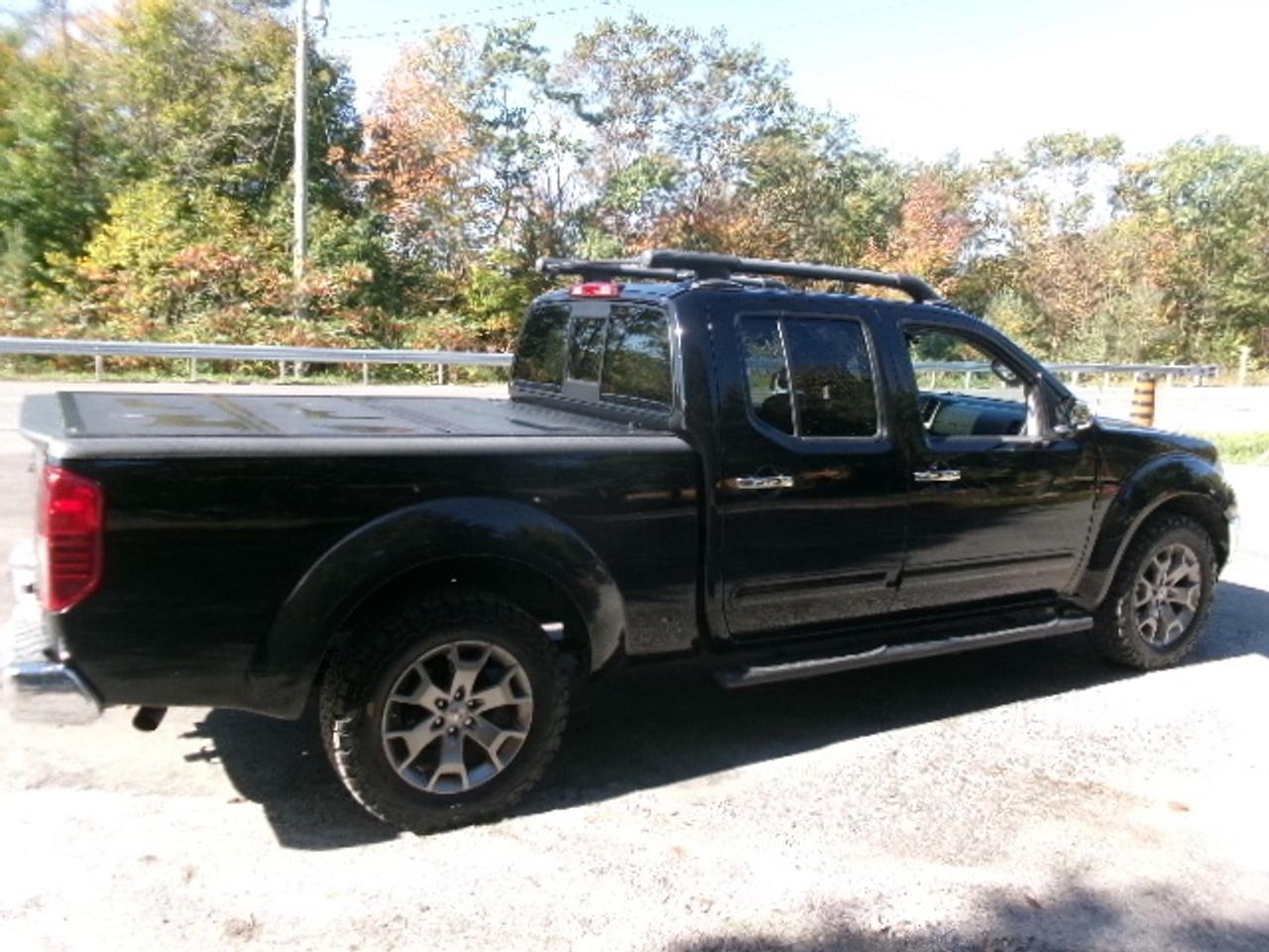 2015 Nissan Frontier SL Photo4