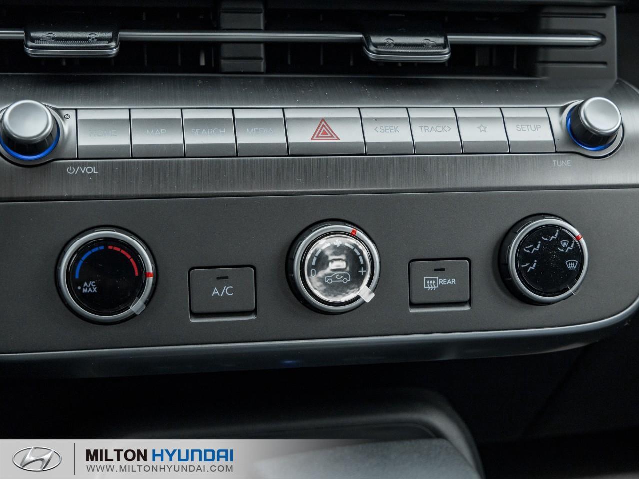 2026 Hyundai KONA 2.0L Essential 4dr All-Wheel Drive Photo