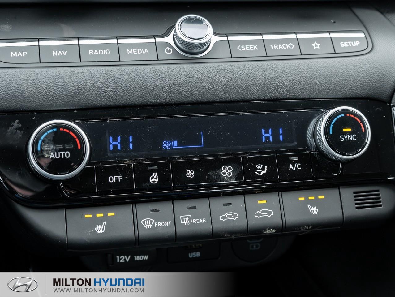 2026 Hyundai Elantra HEV Luxury 4dr Sedan Photo