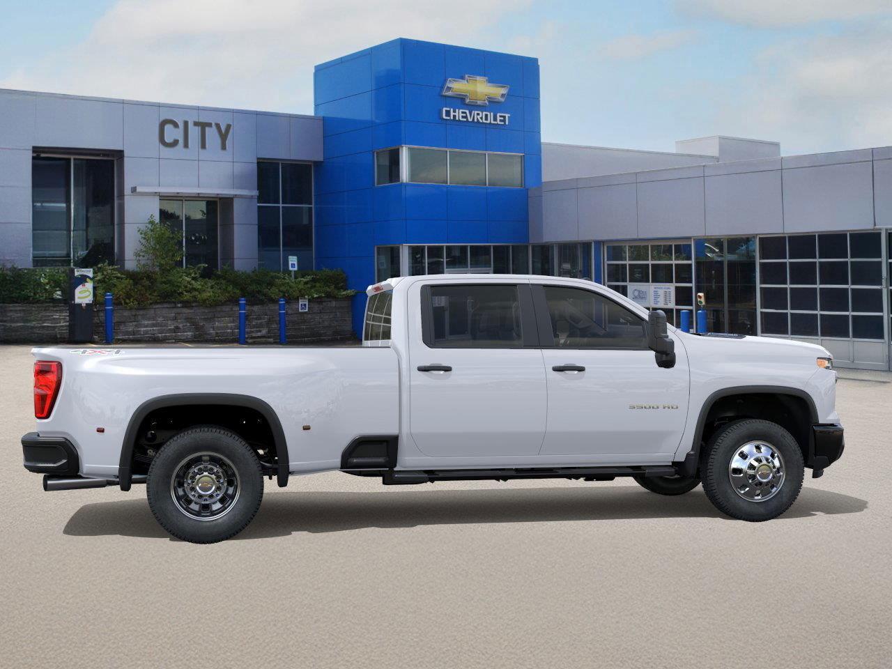 2026 Chevrolet Silverado 3500 HD  Photo4