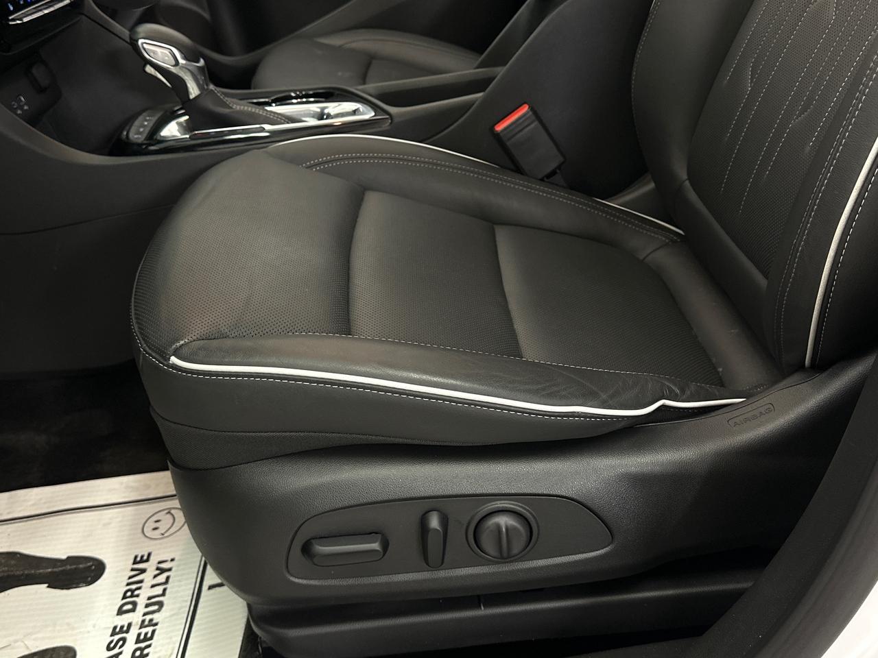 2024 Buick Encore GX Avenir 4dr All-Wheel Drive Photo
