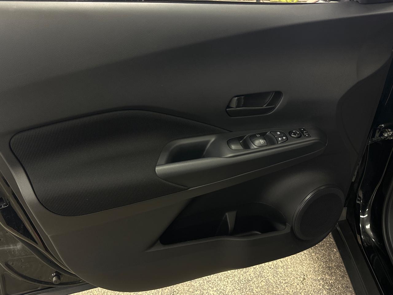 2024 Nissan Kicks S 4dr Front-Wheel Drive Photo