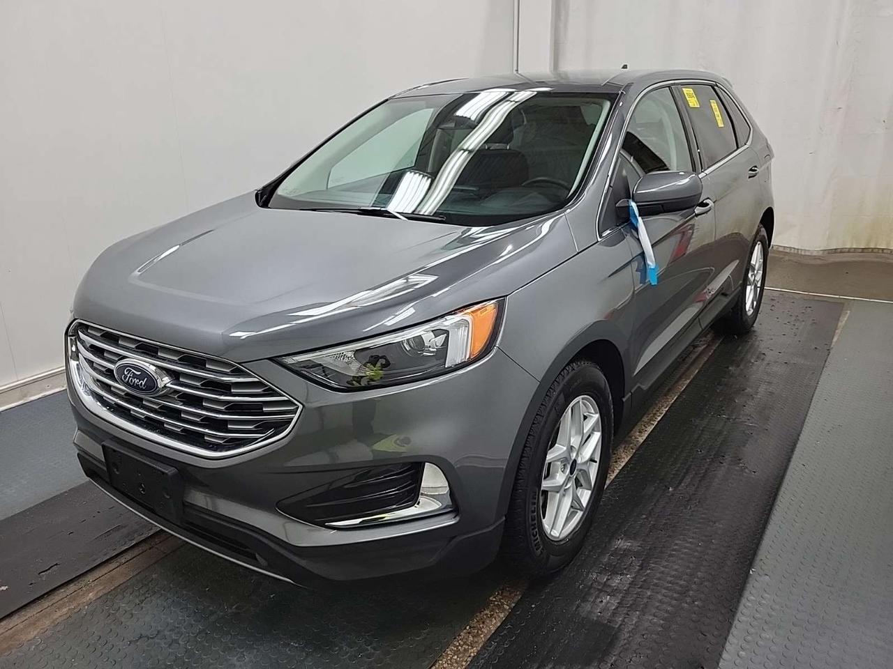 2022 Ford Edge SEL 4dr All-wheel Drive Photo0