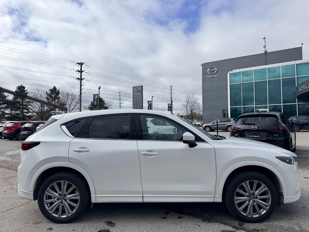 2023 Mazda CX-5 Signature 4dr i-ACTIV All-Wheel Drive Sport Utility Photo
