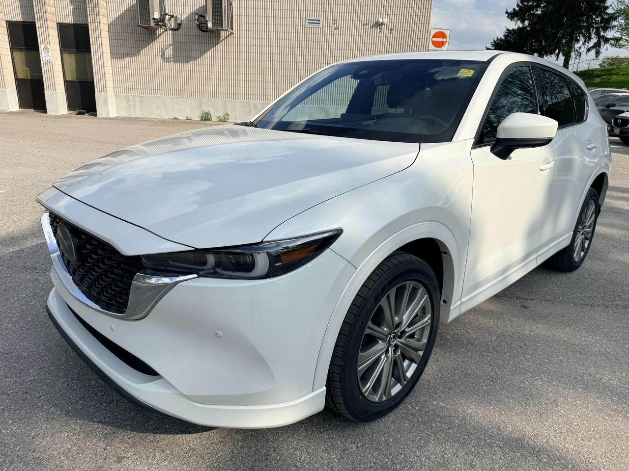 2023 Mazda CX-5 Signature 4dr i-ACTIV All-Wheel Drive Sport Utility Photo0