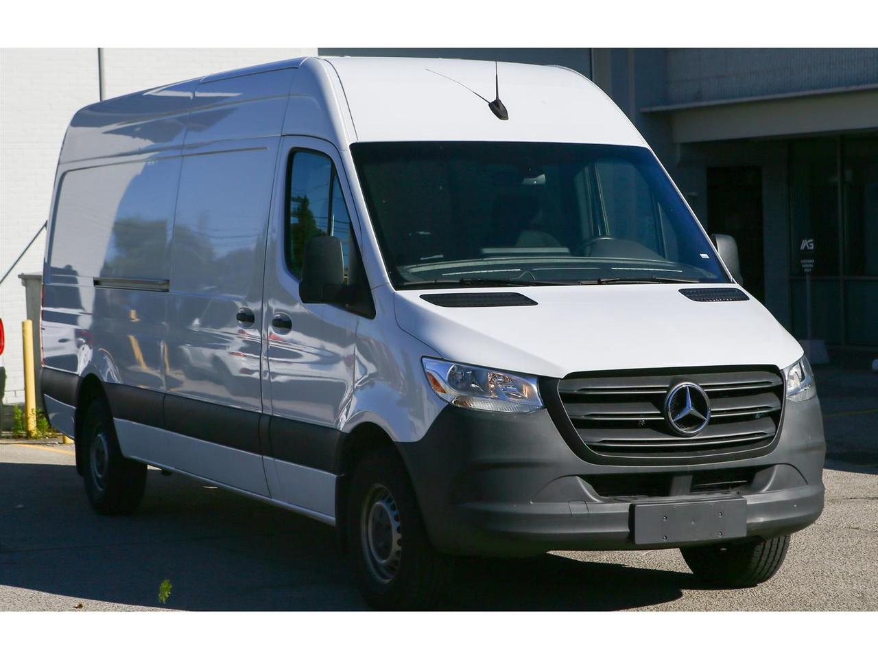 2025 Mercedes-Benz Sprinter 2500 170-in. WB High Roof Photo