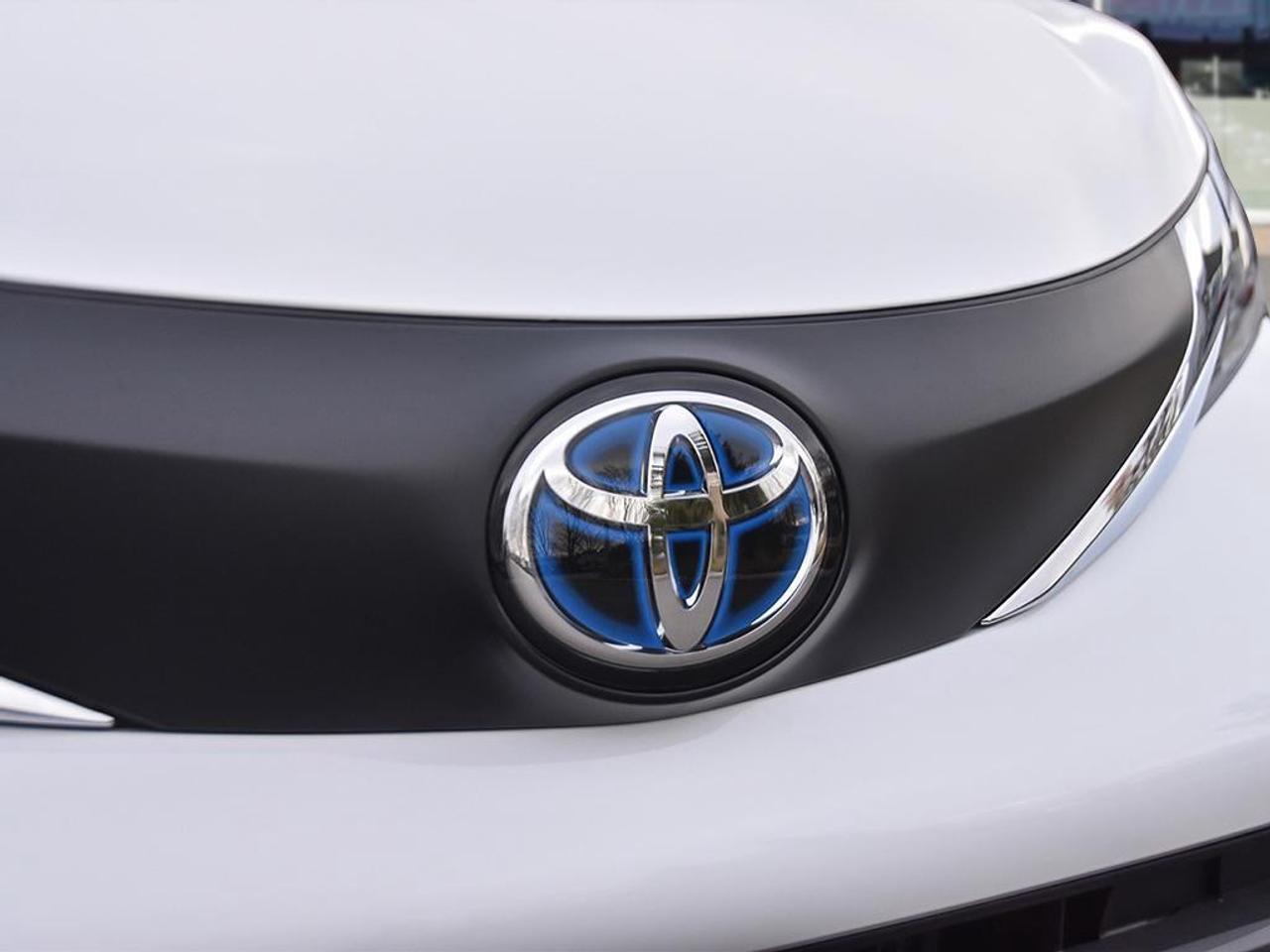 2026 Toyota Sienna XSE 7-Passenger 4dr All-Wheel Drive Passenger Van Photo