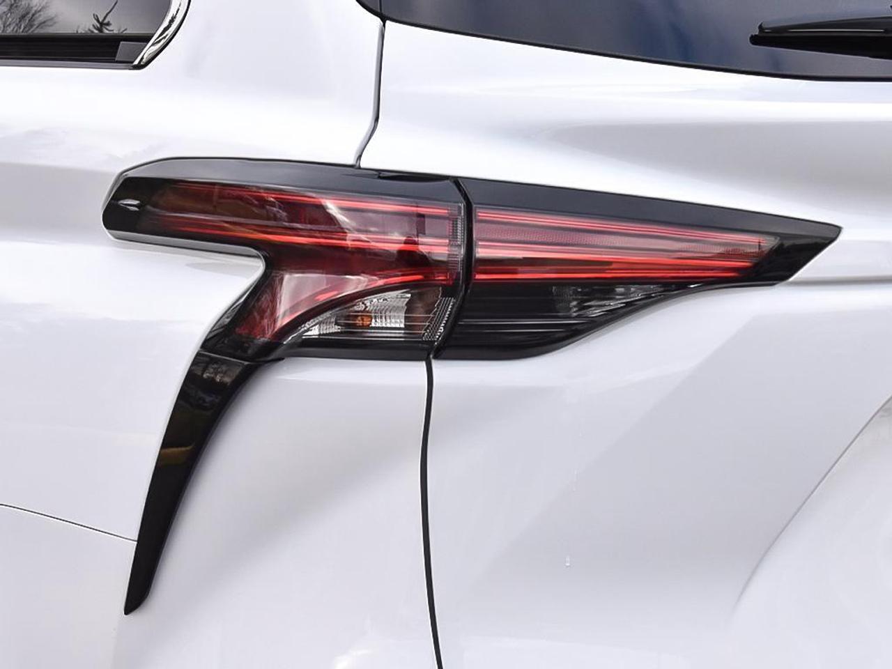 2026 Toyota Sienna XSE 7-Passenger 4dr All-Wheel Drive Passenger Van Photo