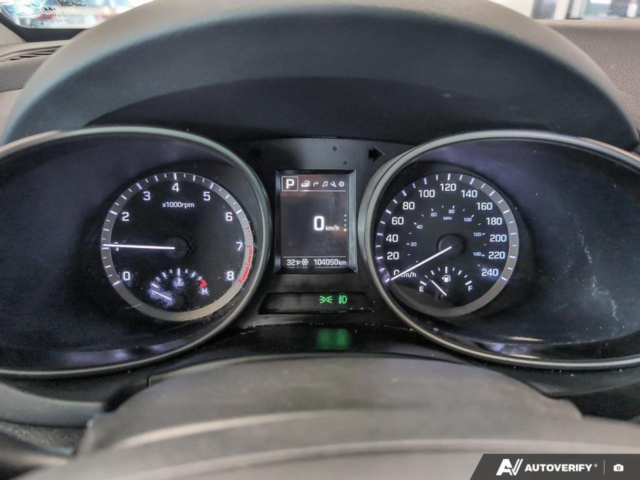 2017 Hyundai Santa Fe XL Limited w/6 Passenger (A6) 4dr All-Wheel Drive Photo